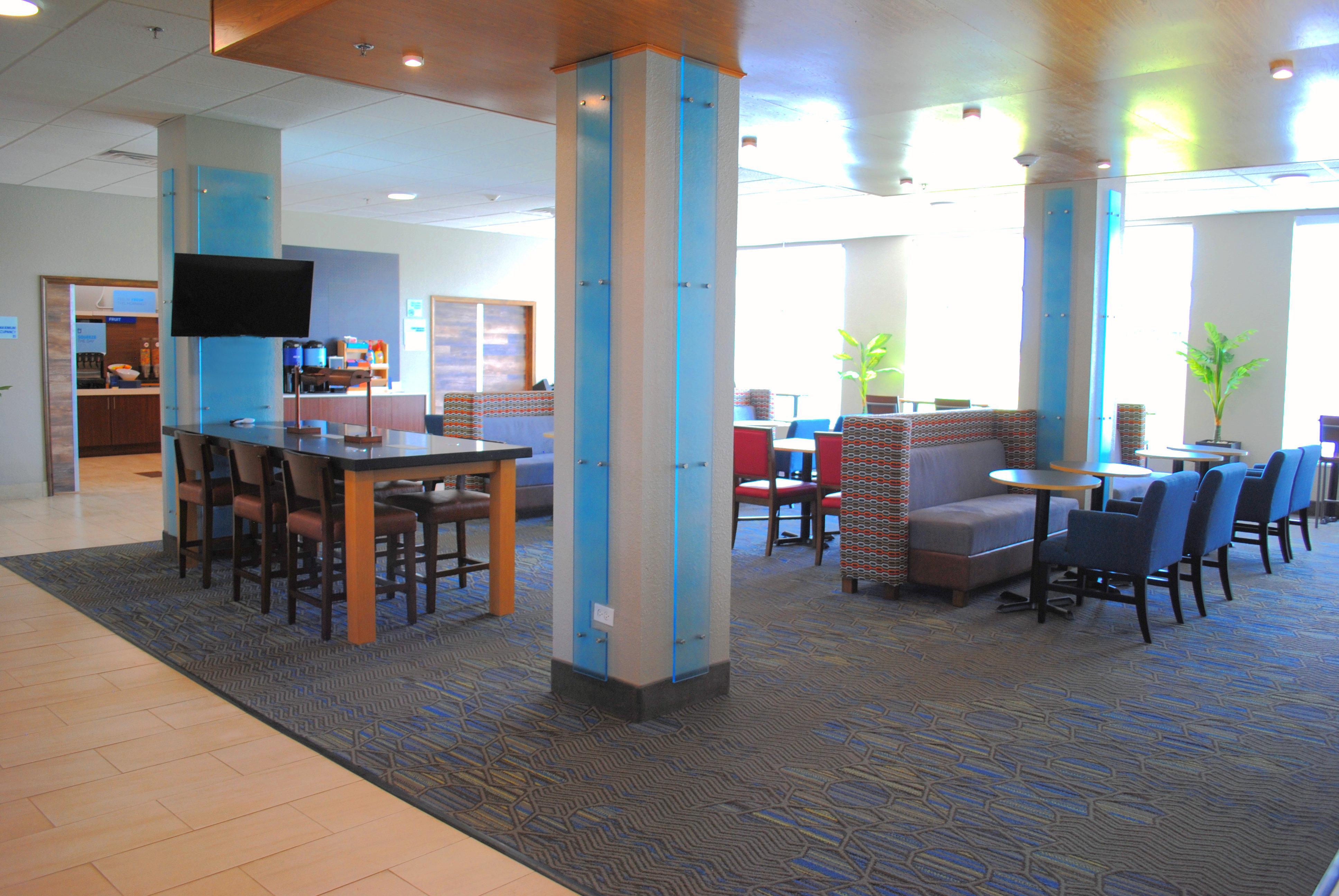 Holiday Inn Express & Suites - Columbia City By Ihg Екстер'єр фото